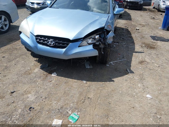 Hyundai Genesis 3.8 Track