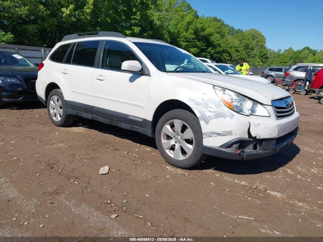 Salvage Subaru Outback Image