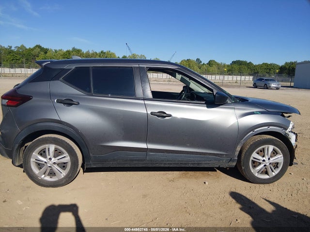 Nissan Kicks S Xtronic Cvt
