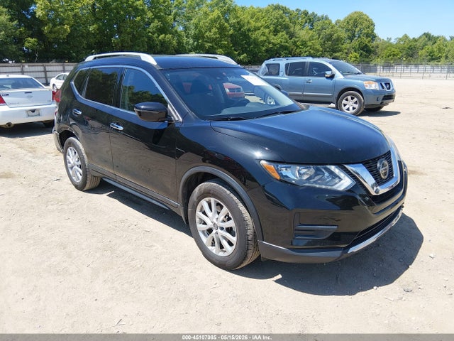 Salvage Nissan Rogue Image