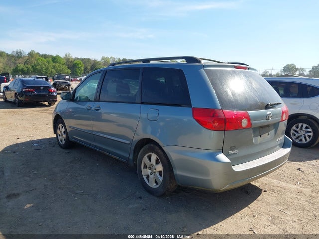 Toyota Sienna Xle