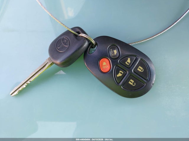 Toyota Sienna Xle