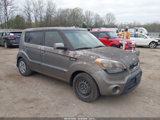 Salvage Kia Soul Image