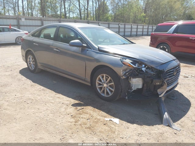 Salvage Hyundai SONATA Image