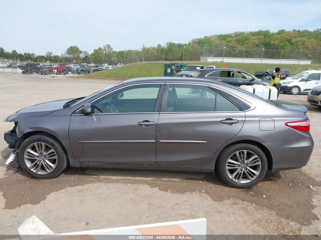 Toyota Camry Se