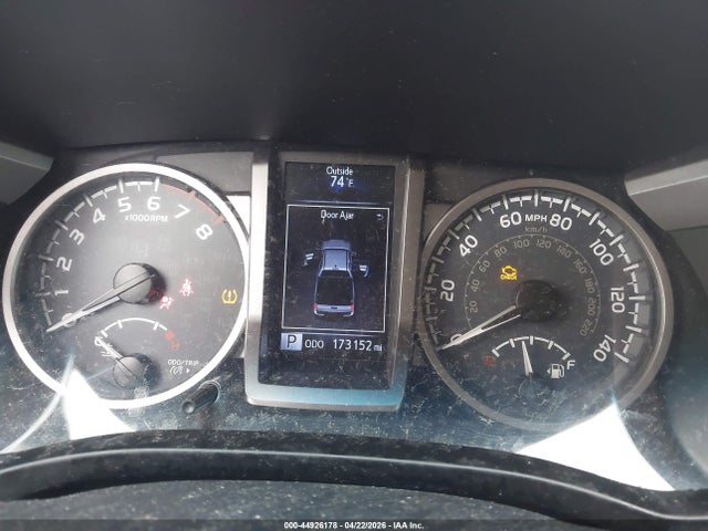 Toyota Tacoma Sr5 V6