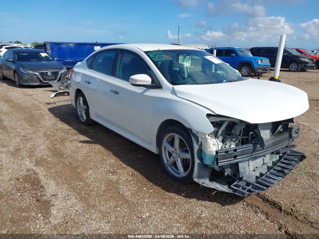Salvage Nissan Sentra Image