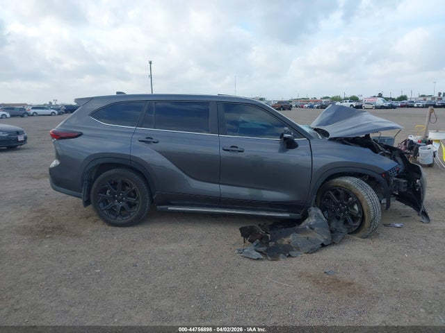 Toyota Highlander Le