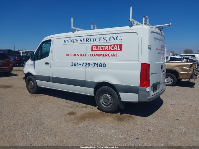 Mercedes-Benz Sprinter 2500 Standard Roof V6