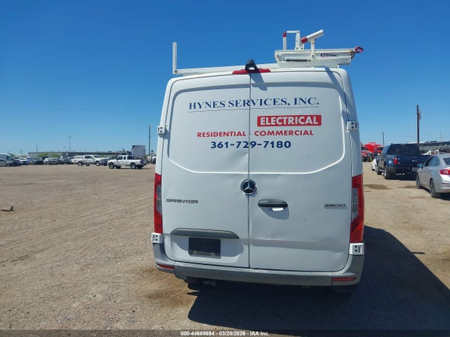Mercedes-Benz Sprinter 2500 Standard Roof V6