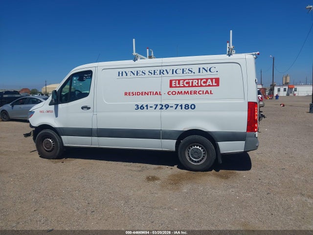 Mercedes-Benz Sprinter 2500 Standard Roof V6