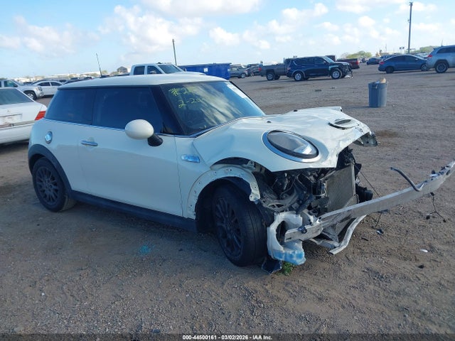 Salvage MINI Hardtop Image