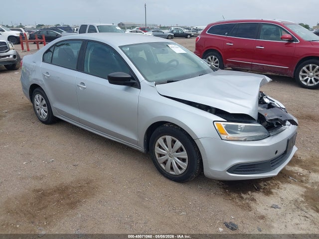 Salvage Volkswagen Jetta Image