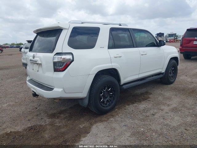 Toyota 4Runner Sr5