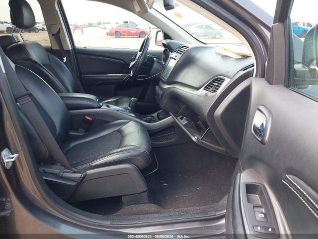 Dodge Journey Crossroad