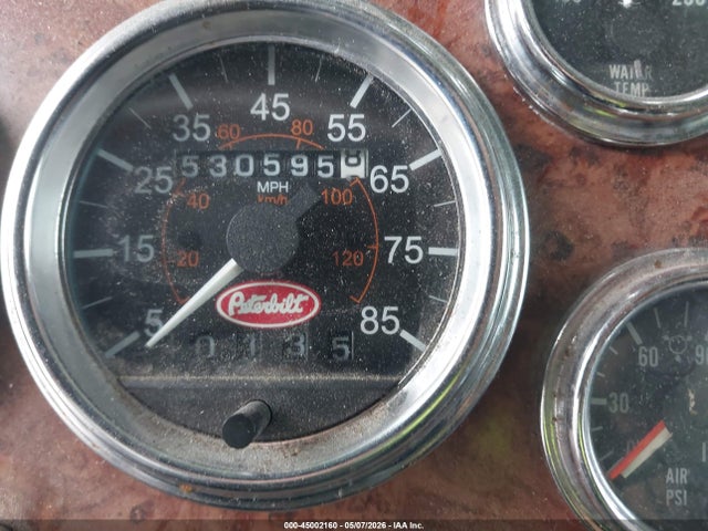 Peterbilt 379