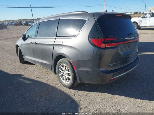 Chrysler Pacifica Touring L