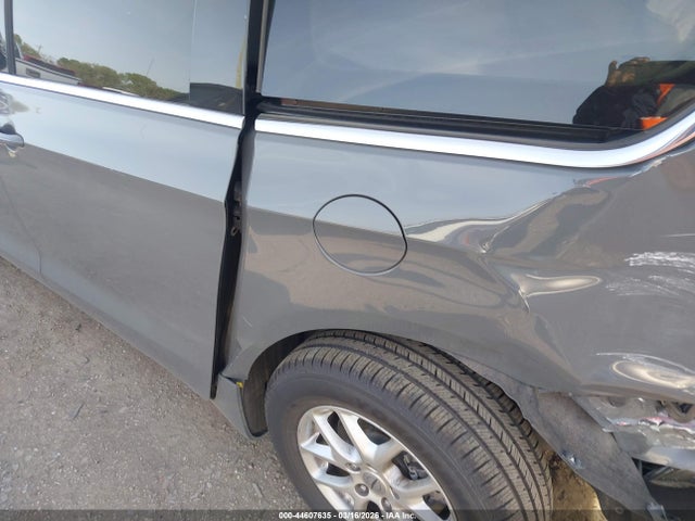 Chrysler Pacifica Touring L
