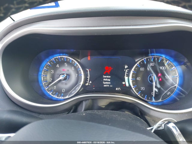 Chrysler Pacifica Touring L