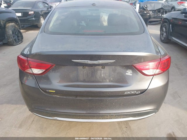 Chrysler 200 C