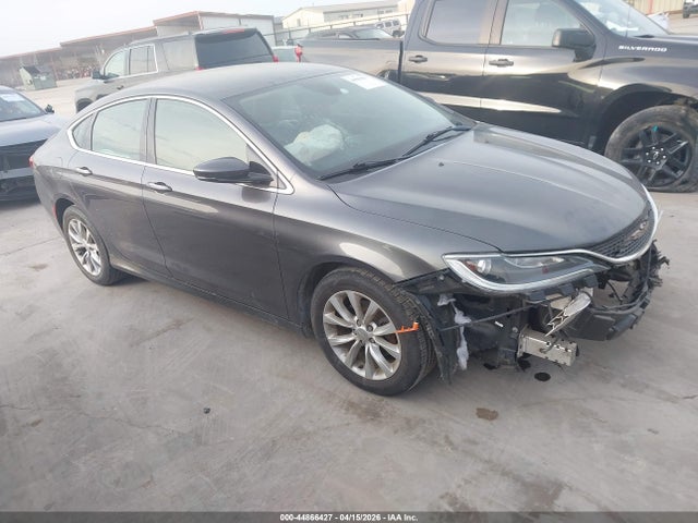 Salvage Chrysler 200 Image
