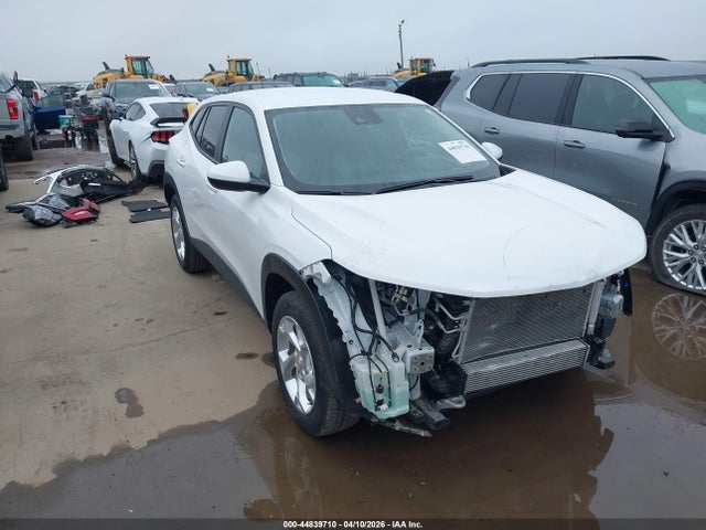 Salvage Chevrolet Trax Image