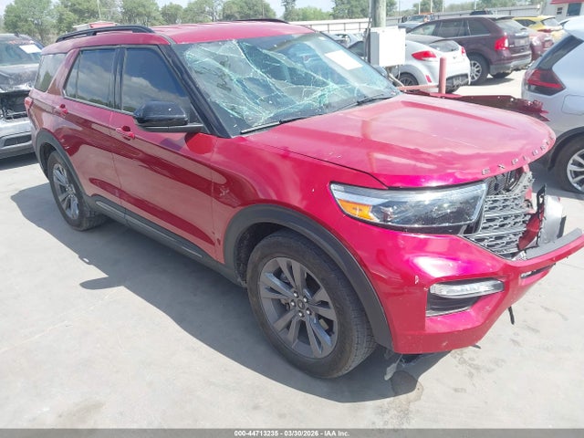 Salvage Ford Explorer Image