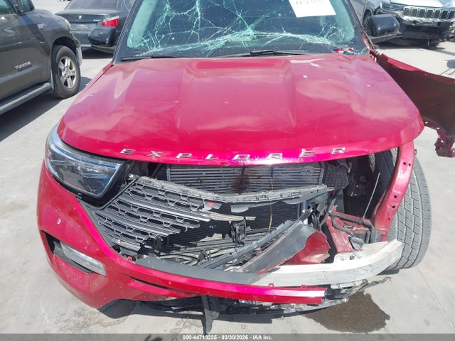 Ford Explorer Xlt