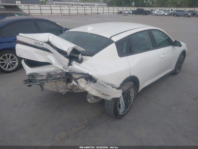 Kia K4 Ex