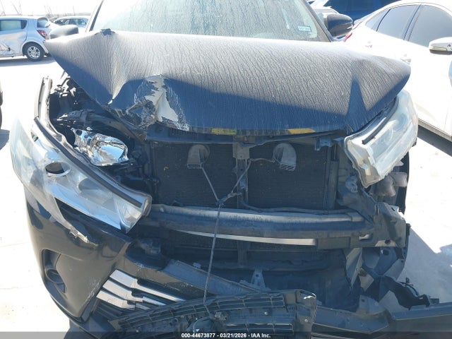 Toyota Highlander Le