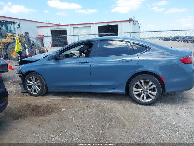 Chrysler 200 S
