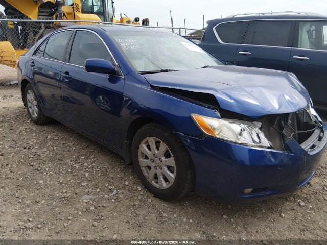 Salvage Toyota Camry Image