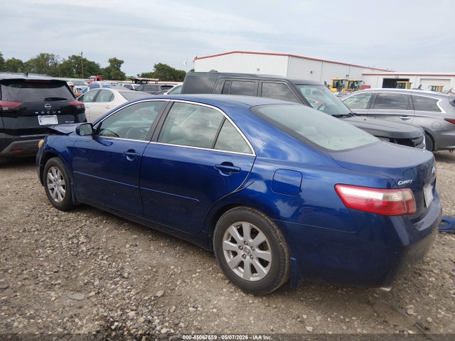 Toyota Camry Xle V6