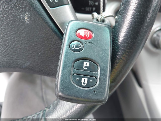 Toyota Highlander Limited V6