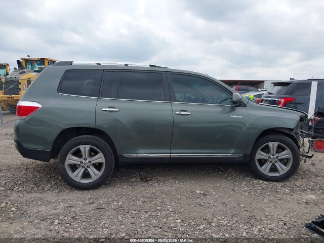 Toyota Highlander Limited V6