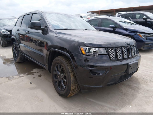 Salvage Jeep Grand Cherokee Image