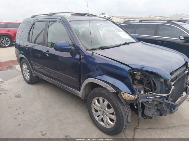 Salvage Honda CR-V Image