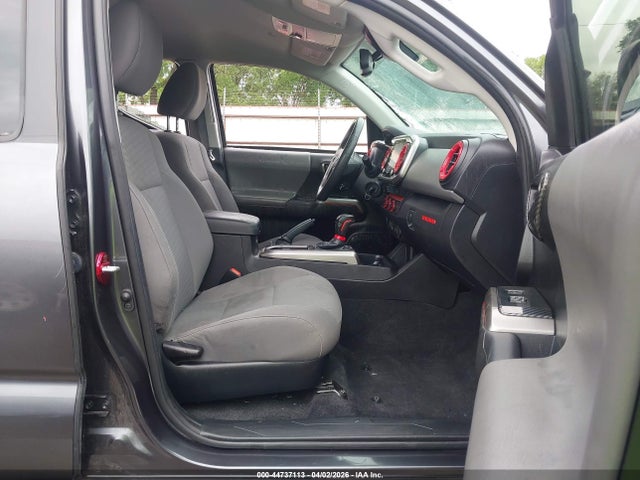 Toyota Tacoma Sr5 V6