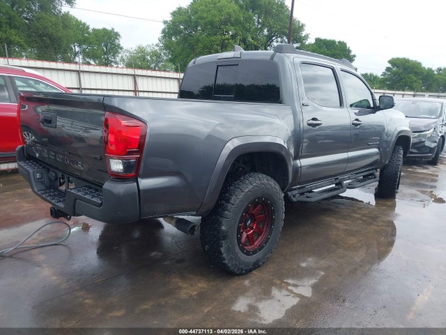Toyota Tacoma Sr5 V6