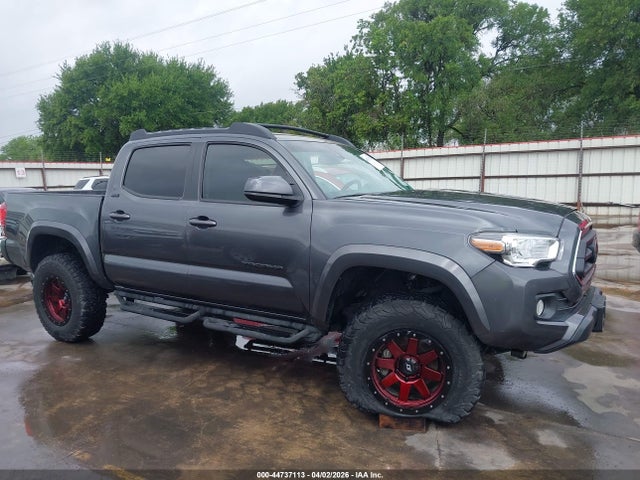 Toyota Tacoma Sr5 V6