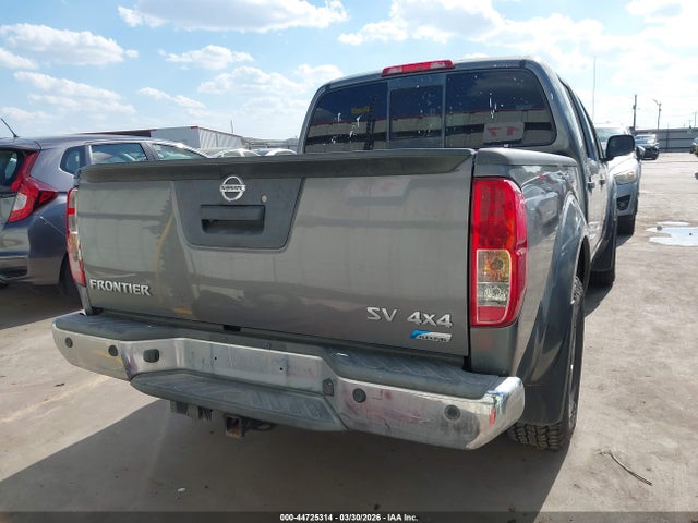 Nissan Frontier Sv