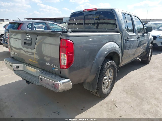 Nissan Frontier Sv
