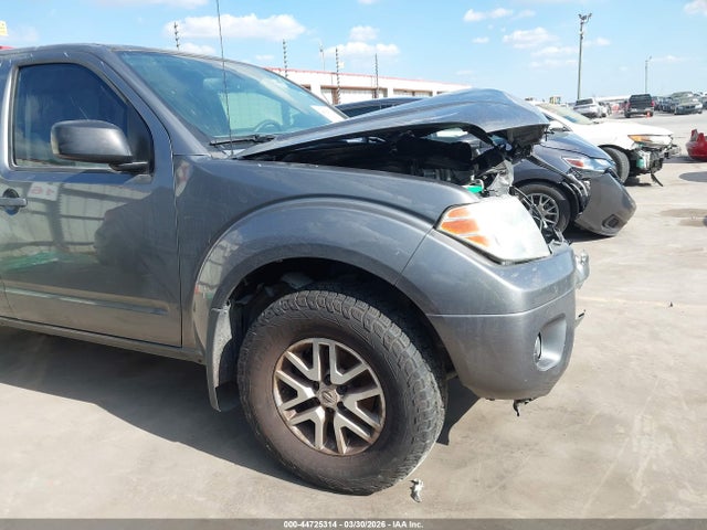 Nissan Frontier Sv