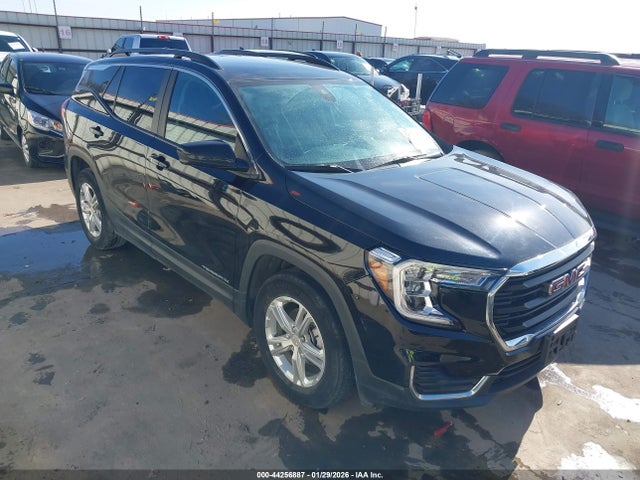 Salvage GMC Terrain Image