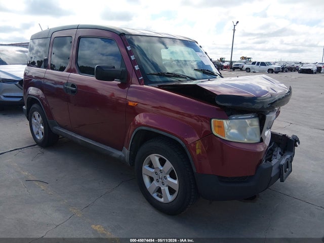 Salvage Honda Element Image