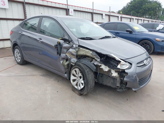 Salvage Hyundai ACCENT Image