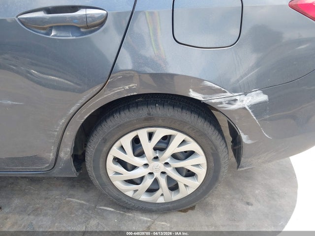 Toyota Corolla Le