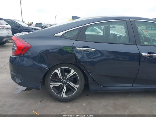 Honda Civic Touring