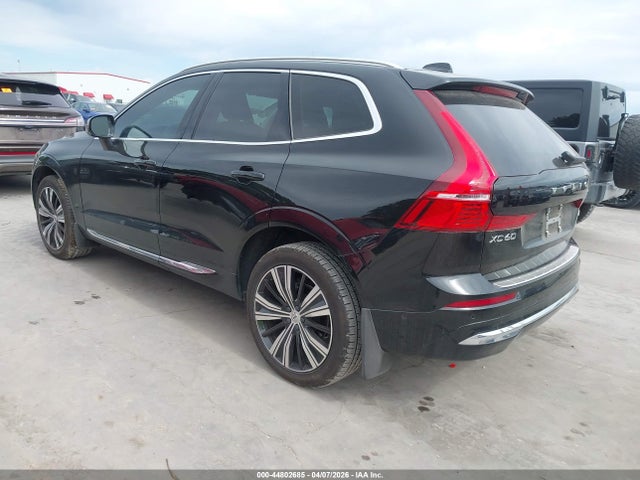 Volvo XC60 B5 Plus Bright Theme