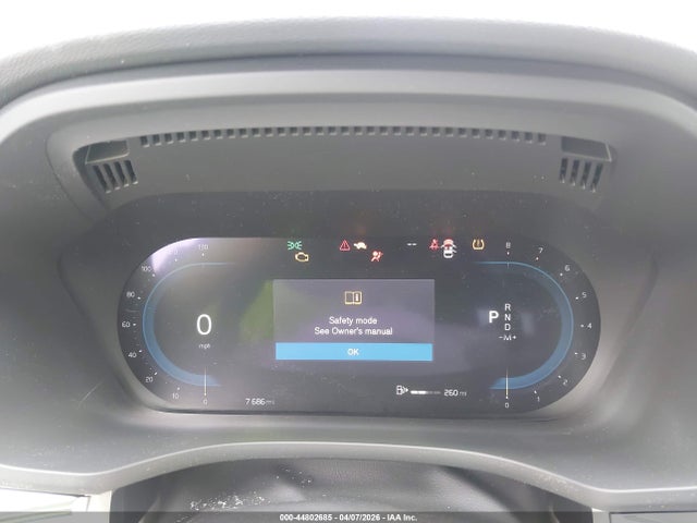 Volvo XC60 B5 Plus Bright Theme